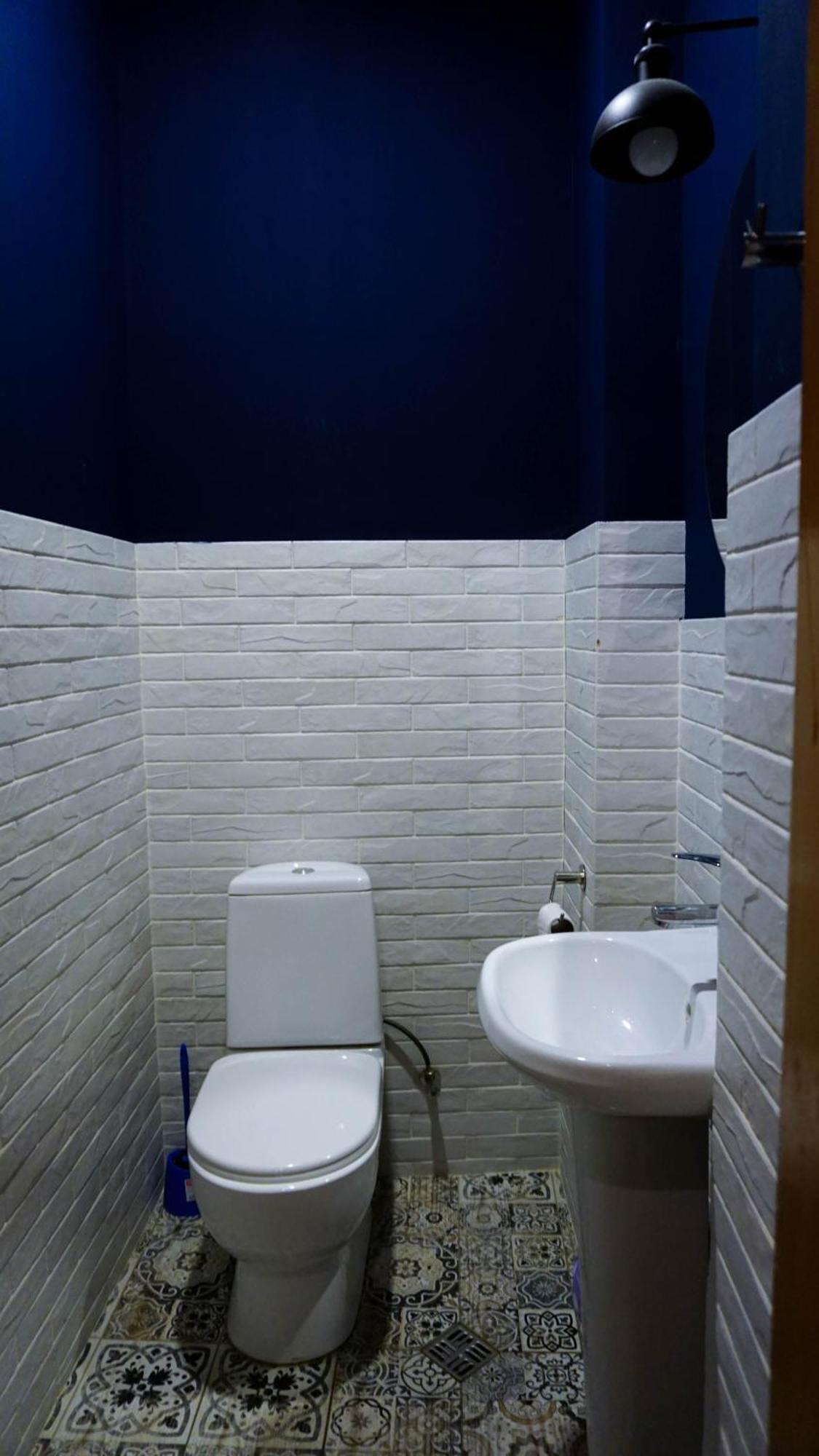 J Square Hostel Tiflis Dış mekan fotoğraf